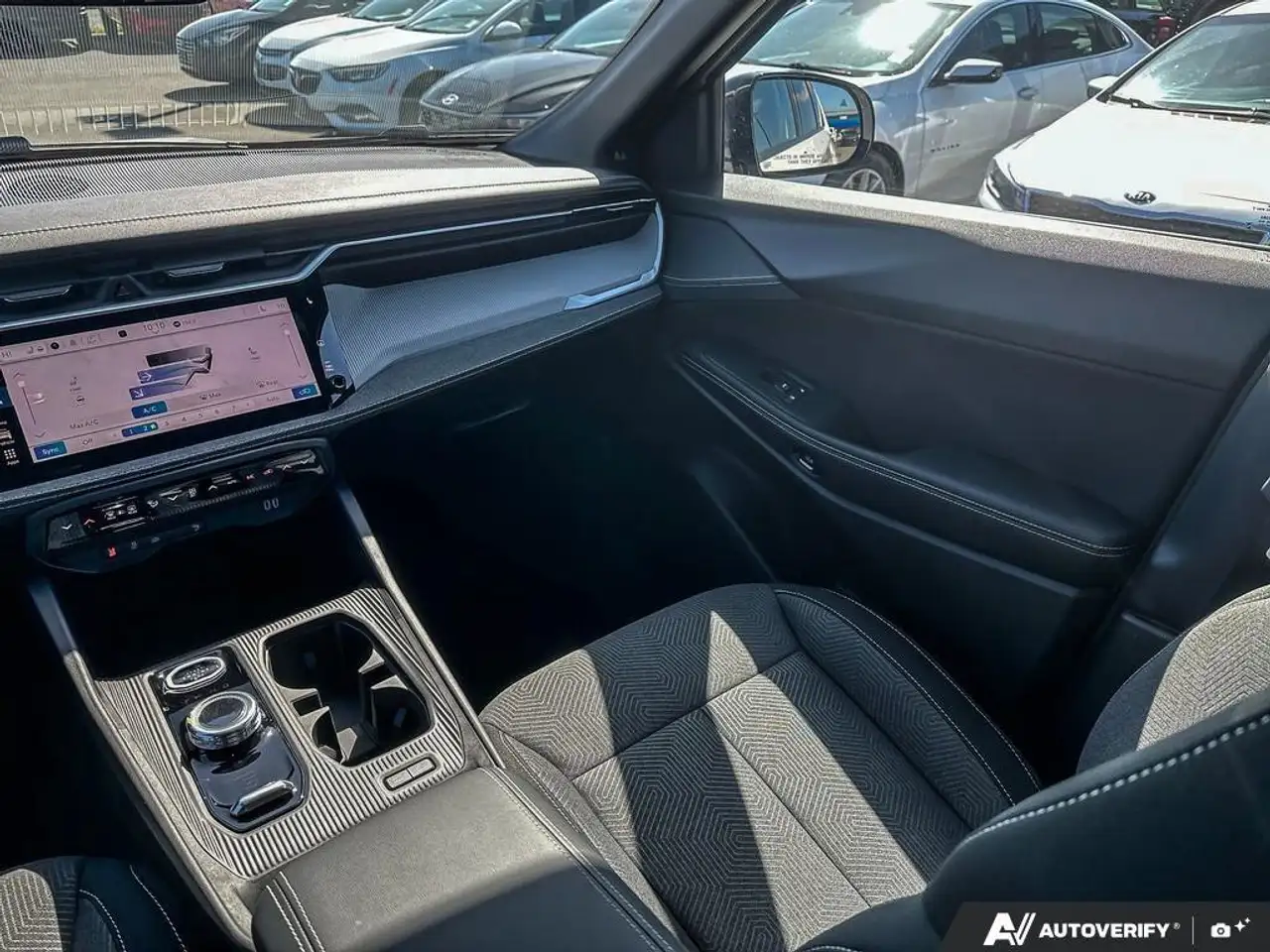 Jeep Cherokee снимка Jeep Cherokee