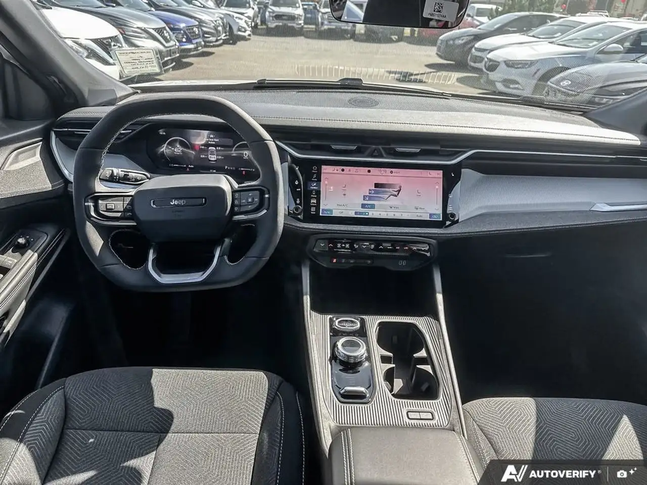 Jeep Cherokee снимка Jeep Cherokee