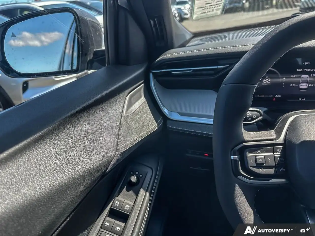 Jeep Cherokee снимка Jeep Cherokee