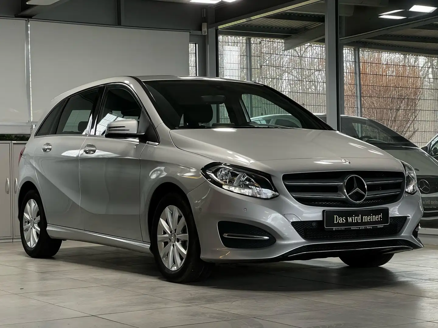 Mercedes-Benz B 180 d Style NAVI PDC KLIMA+SITZHEIZUNG+EURO6+++ Argent - 2