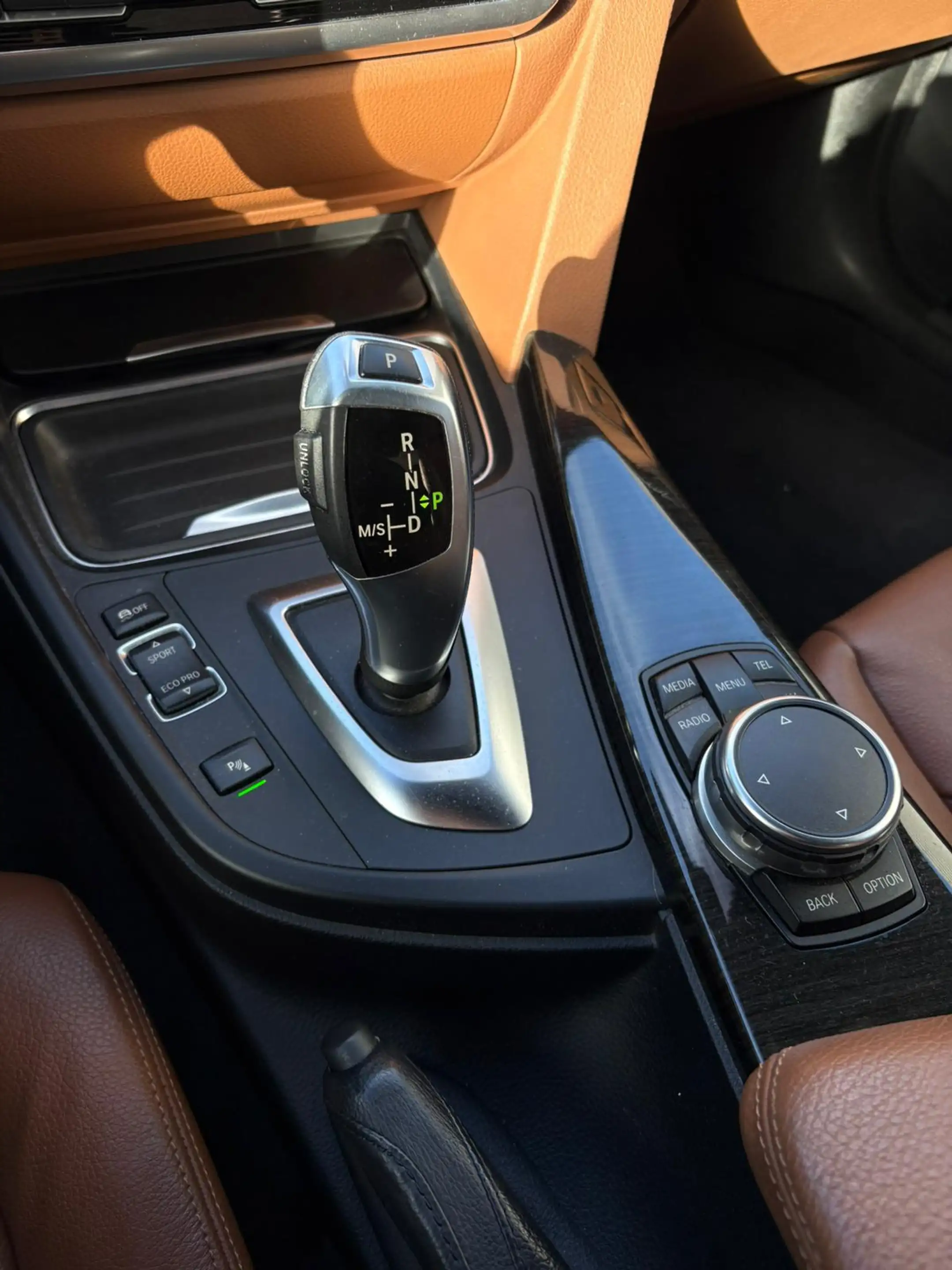 BMW 418 Coupé 418 dA — photo 12