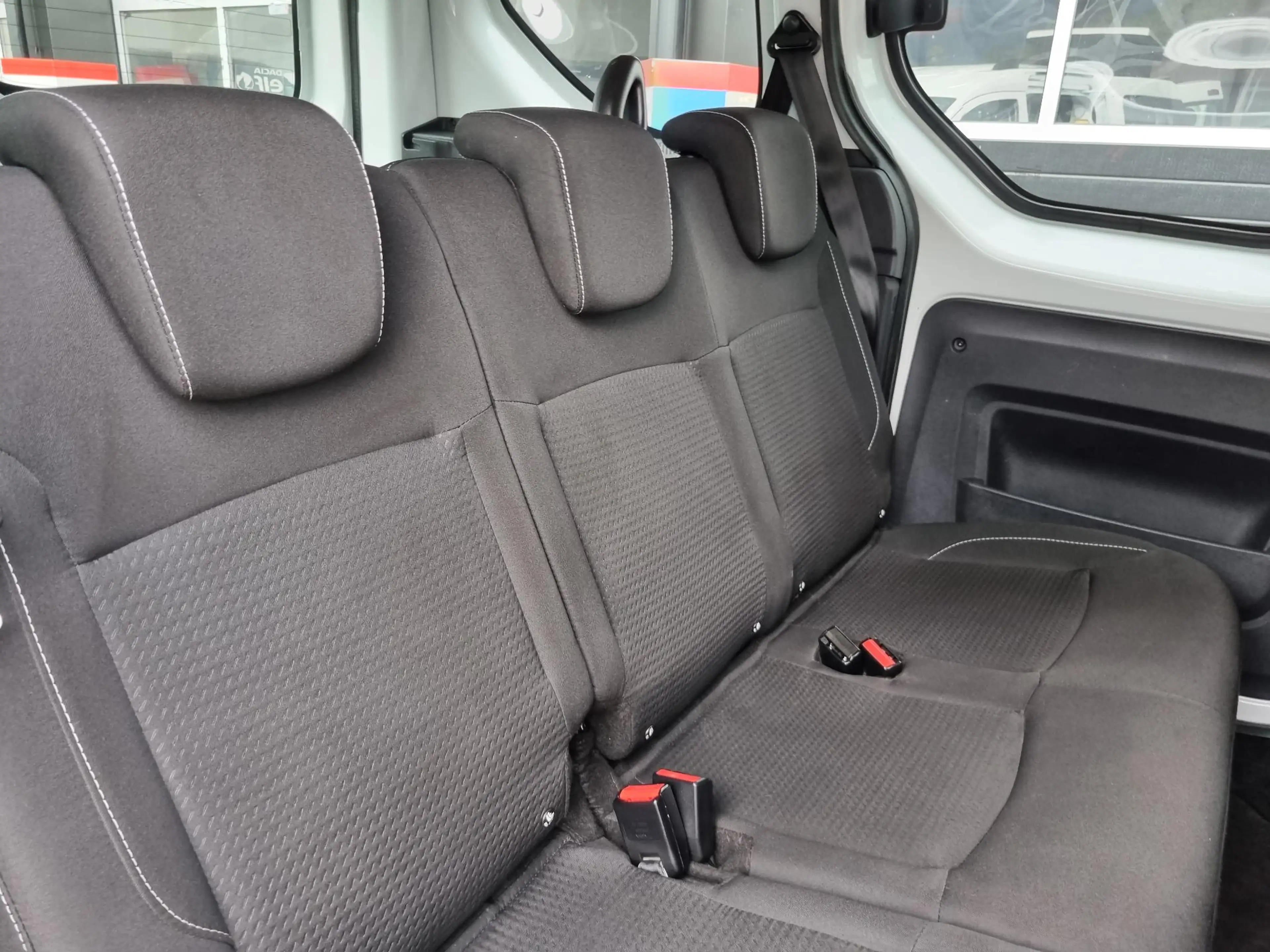 Dacia Dokker 1.3 TCe Lauréate AIRCO / RIJKLAAR GELEVERD — photo 13