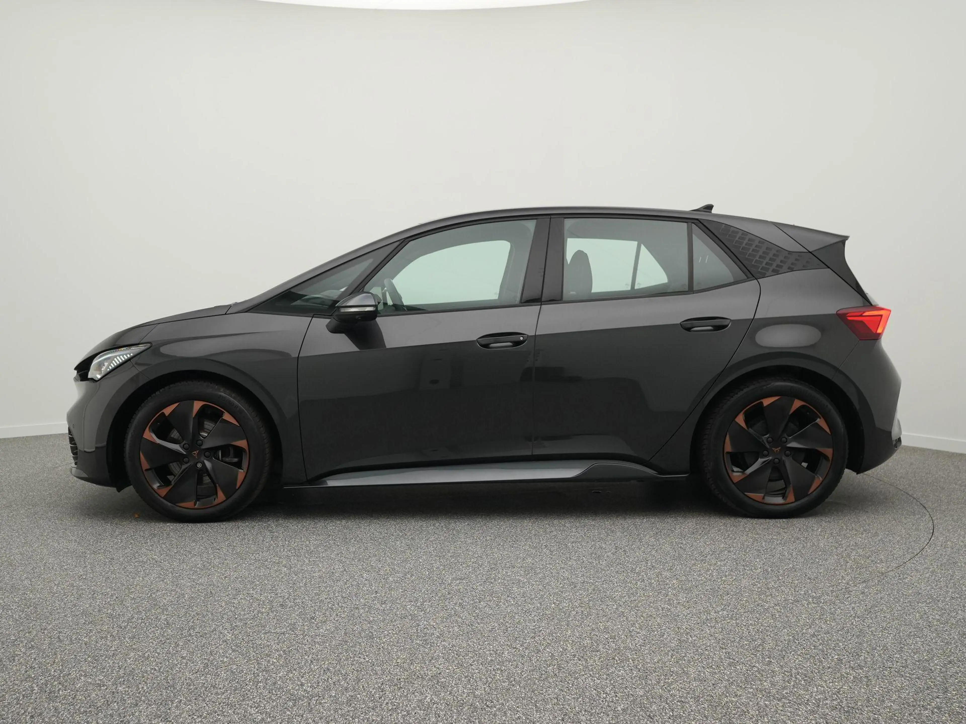 CUPRA Born Business 62 kWh 204pk | SOH 96% | Keyless | LED | — photo 11