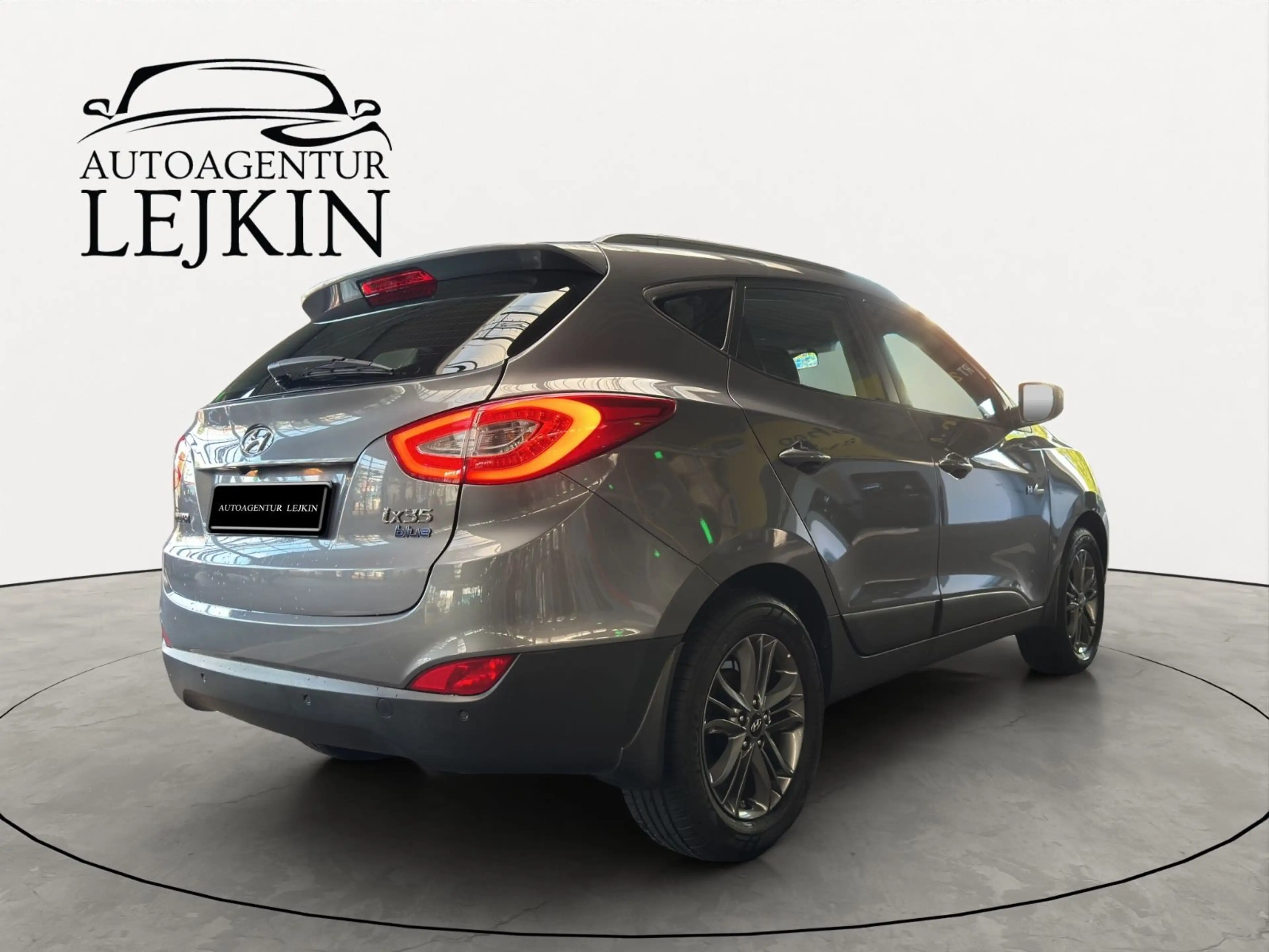 Hyundai iX35 1.6 FINALE*AHK*PDC*SITZHEIZUNG*TEILLEDER* — photo 5