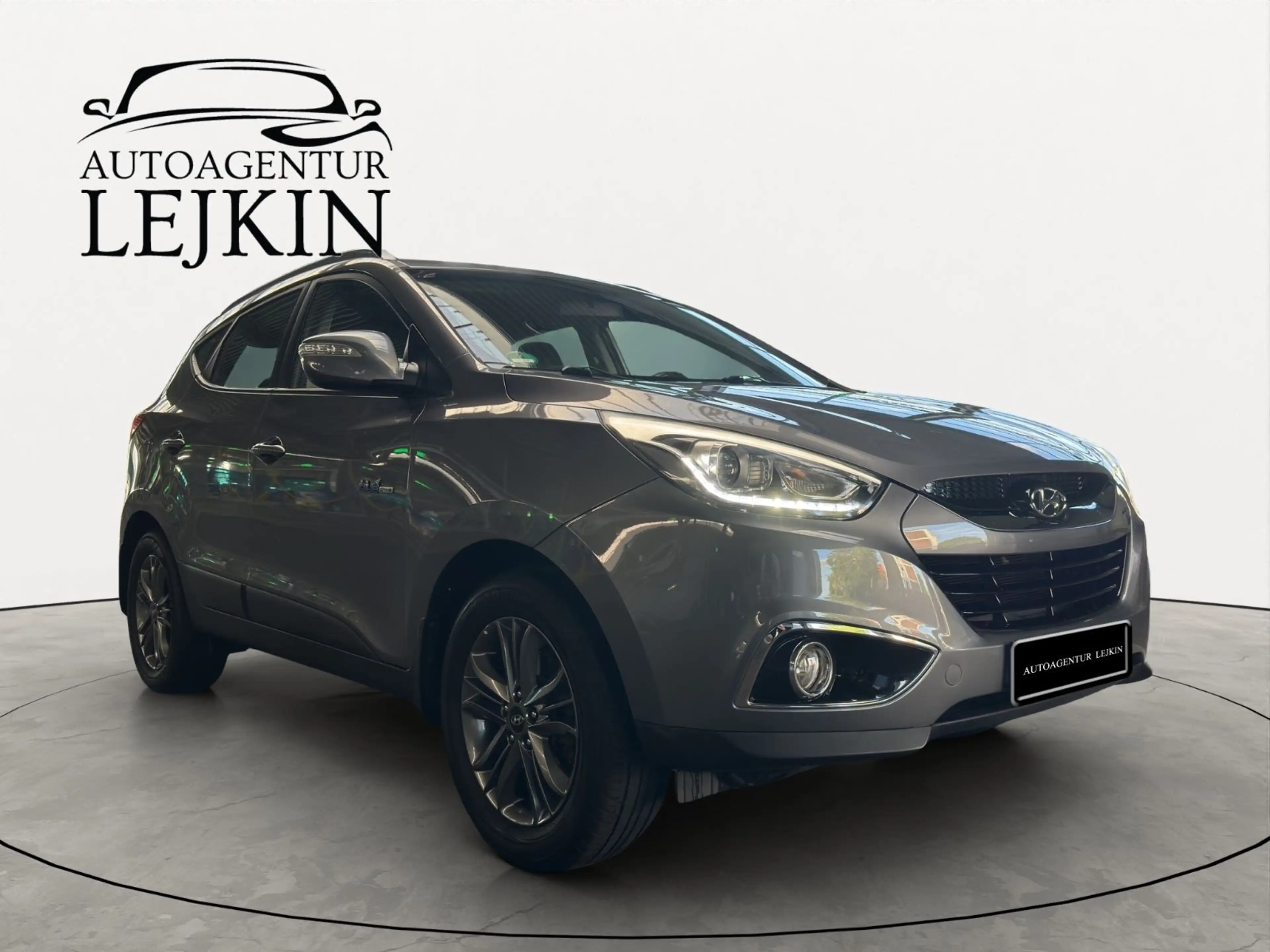 Hyundai iX35 1.6 FINALE*AHK*PDC*SITZHEIZUNG*TEILLEDER* — photo 7