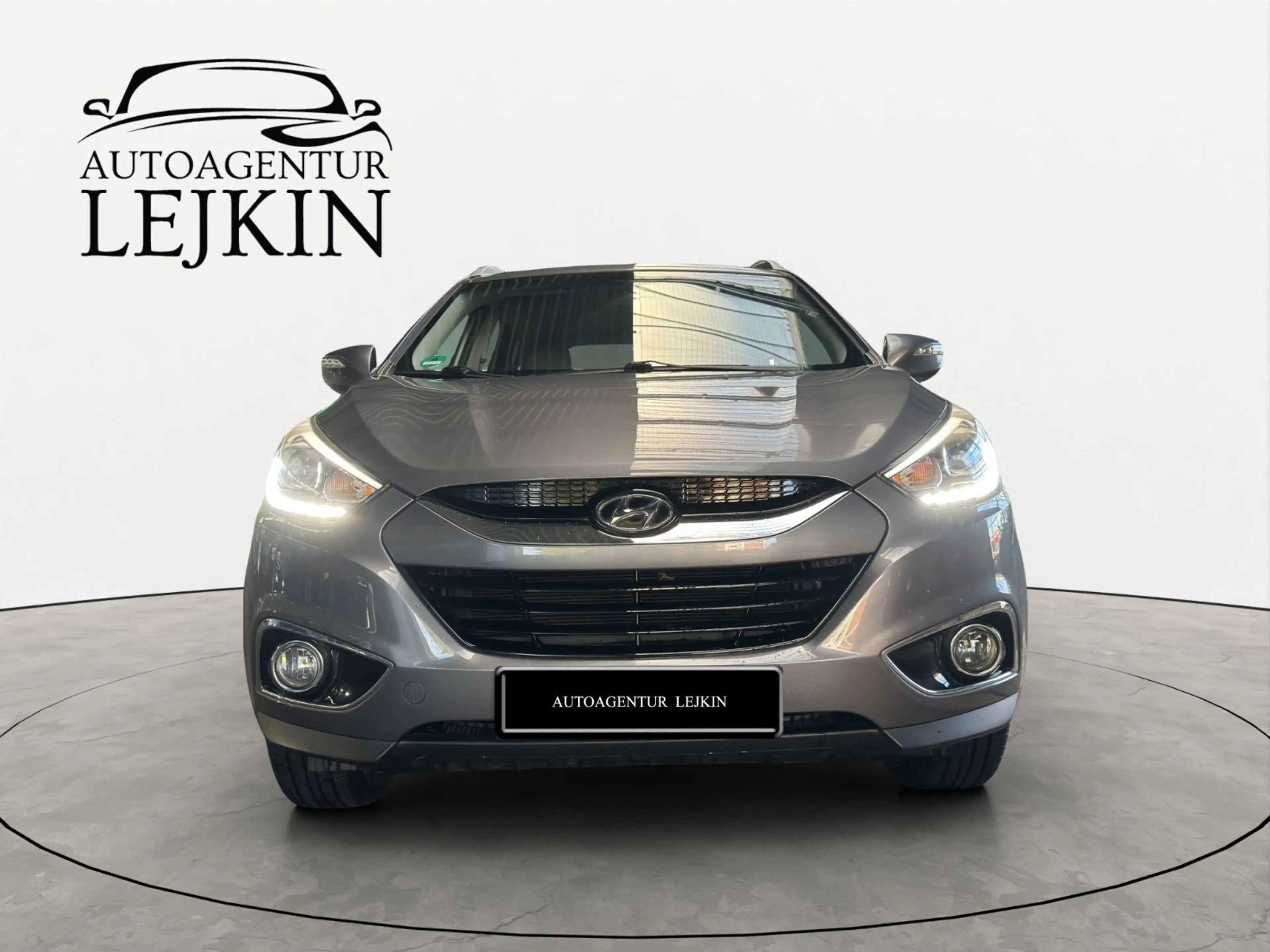 Hyundai iX35 1.6 FINALE*AHK*PDC*SITZHEIZUNG*TEILLEDER* — photo 8