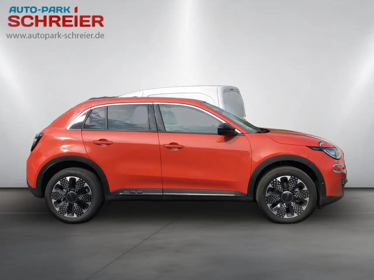 Fiat 600e La Prima*EINPARKHILFE*KAMERA*LEDER*CARPLAY* 6