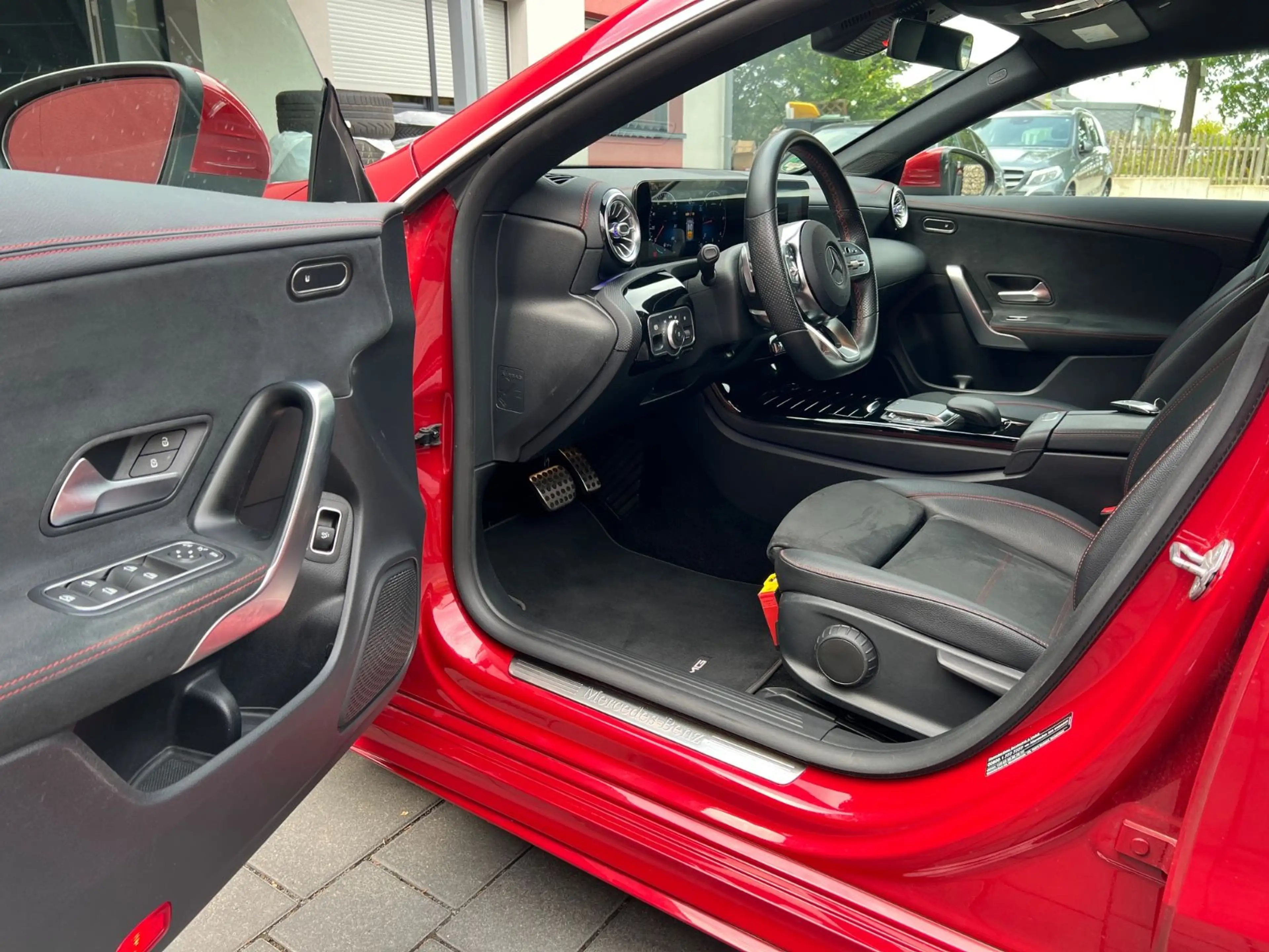 Mercedes-Benz CLA 220 d Limo*AMG LINE*AMBIENTE*KAMERA*MANUFAKT — photo 15