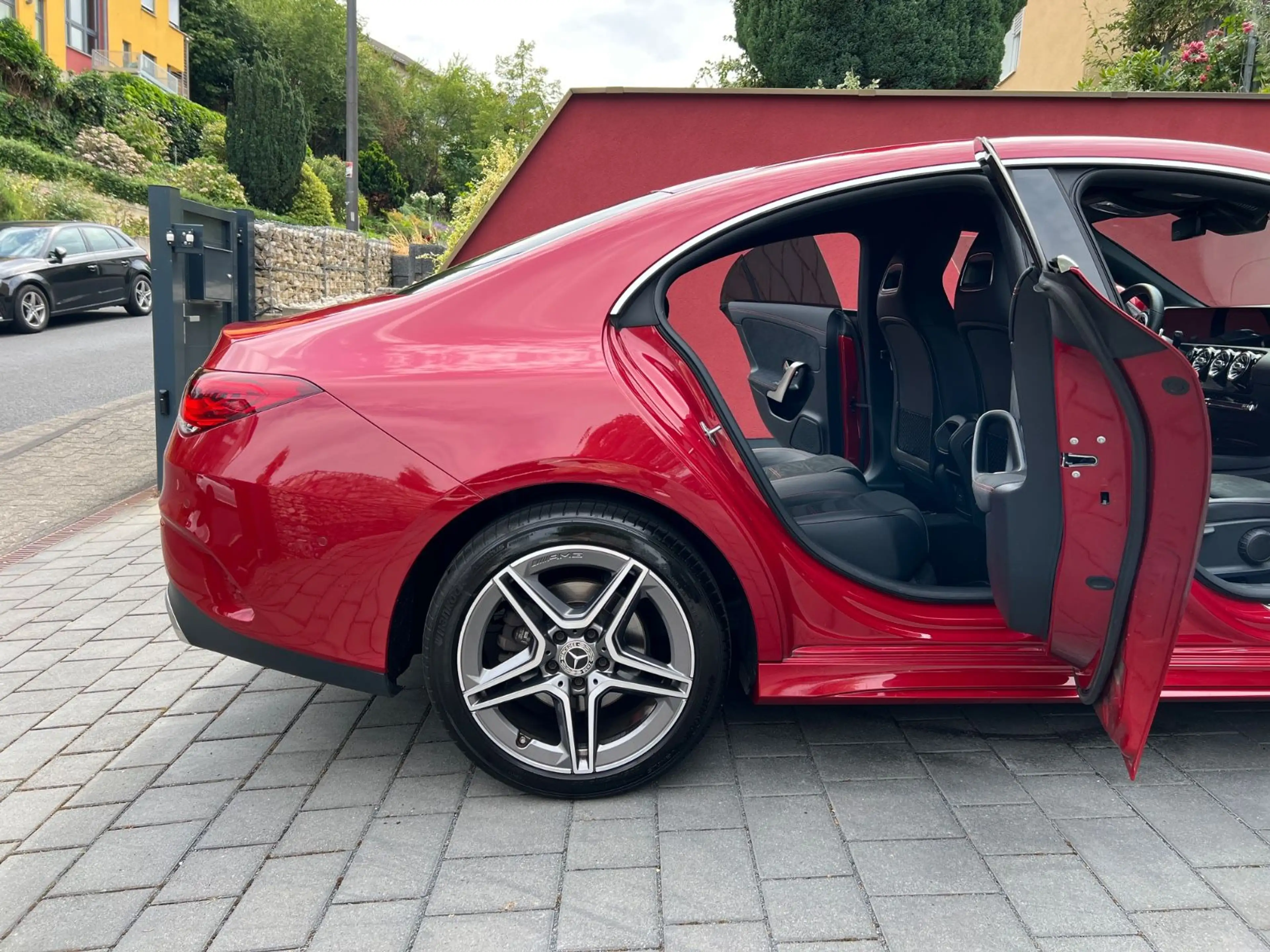 Mercedes-Benz CLA 220 d Limo*AMG LINE*AMBIENTE*KAMERA*MANUFAKT — photo 12