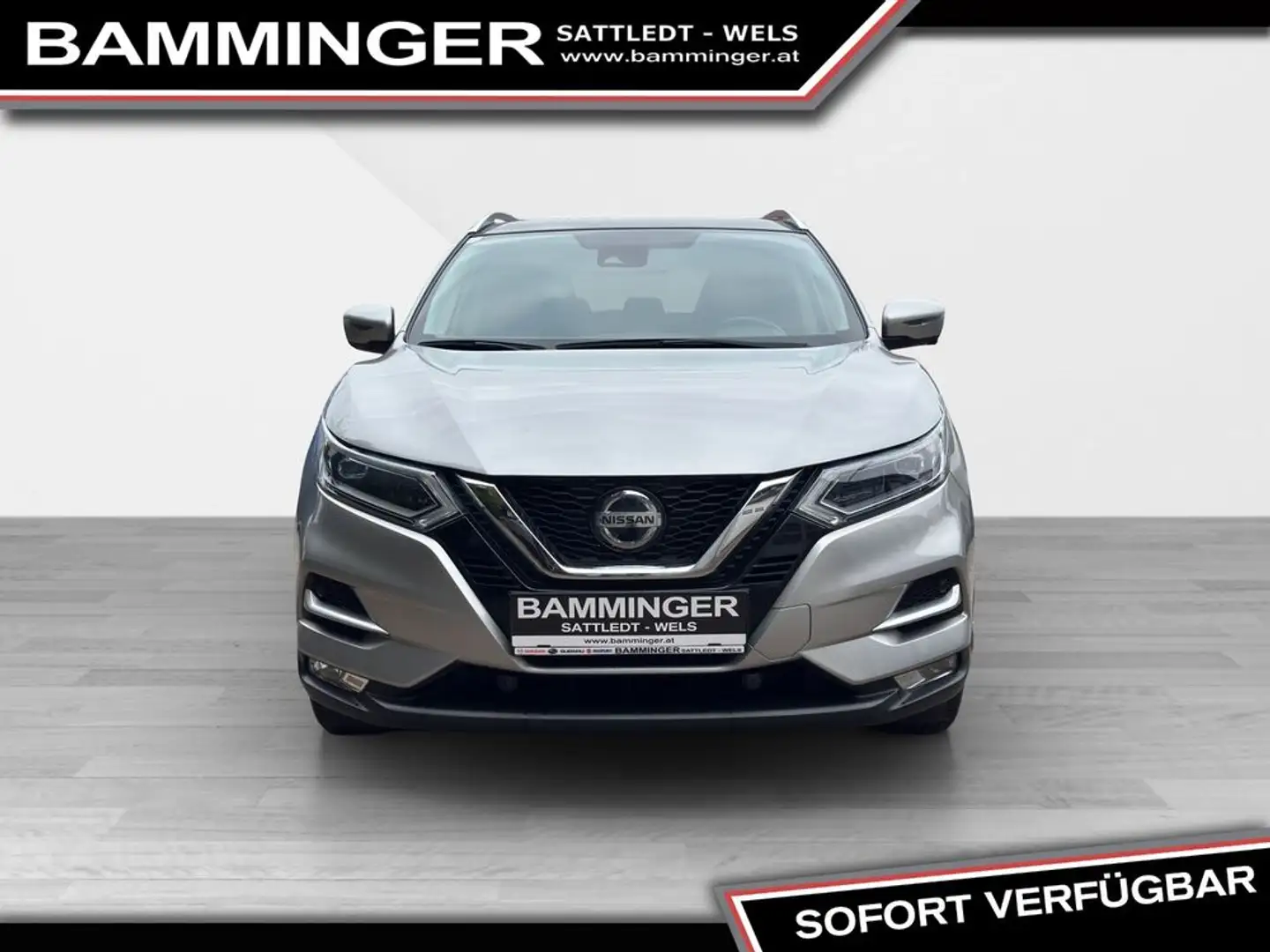 Nissan Qashqai N-Connecta, LED Scheinwerfer, Panoramaglasdach Zilver - 2
