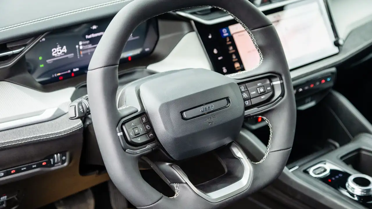 Jeep Cherokee снимка Jeep Cherokee