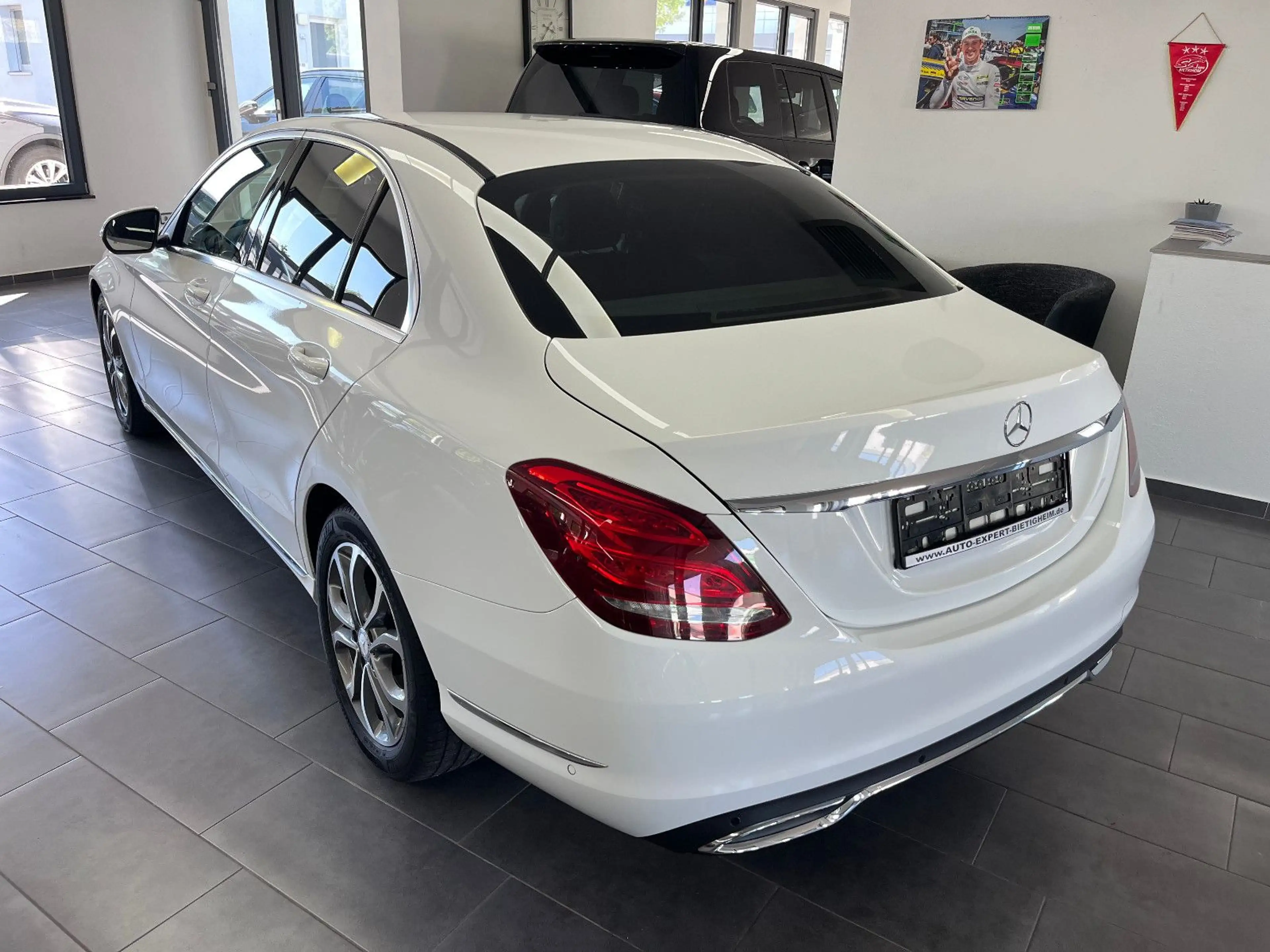 Mercedes-Benz C 180 Lim. Avantgarde Aut. Navi/LED/Totw./Spurh. — photo 4