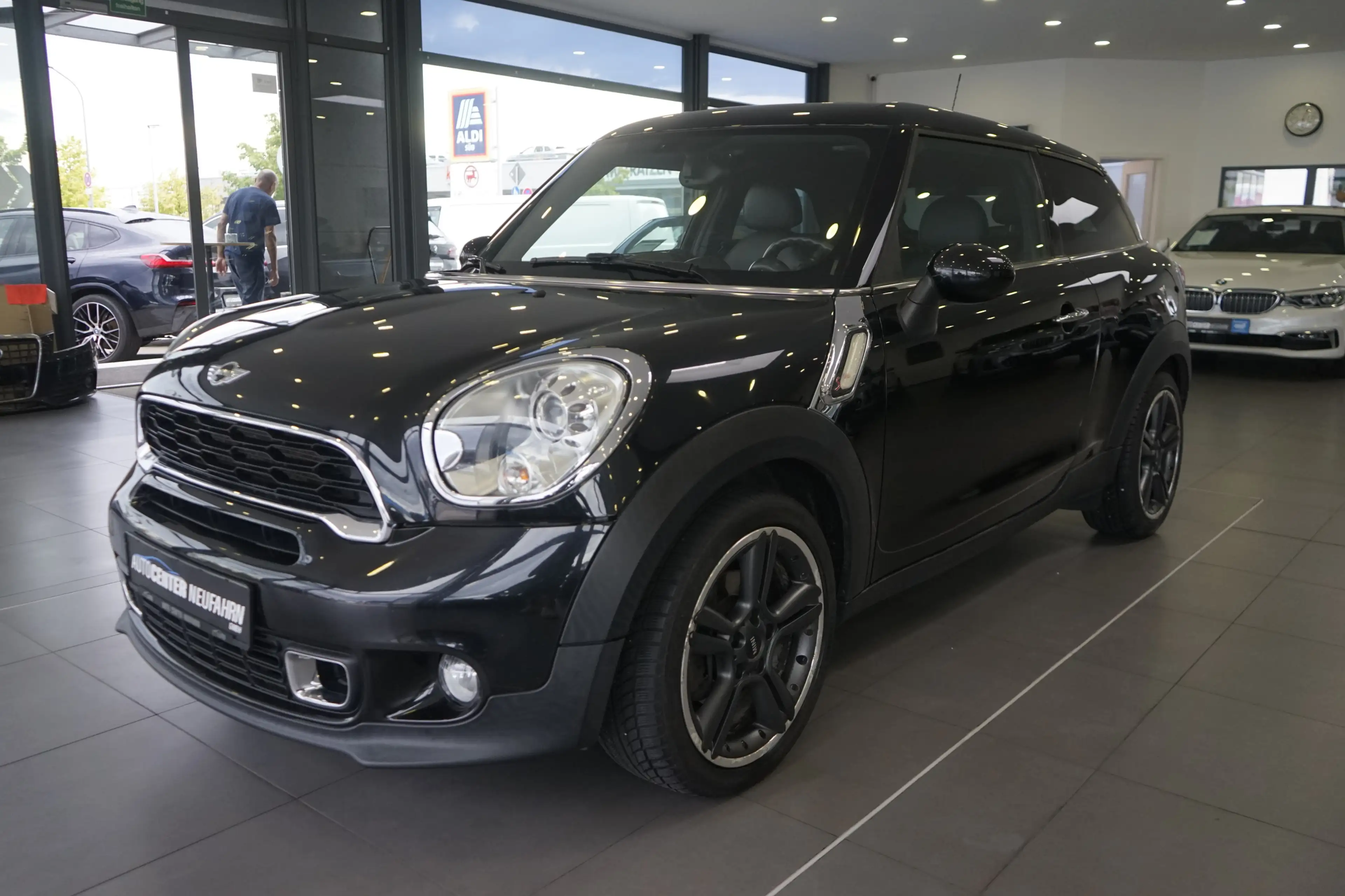 MINI Cooper SD PANO+NAVI+PDC+SITZHEIZUNG — photo 3
