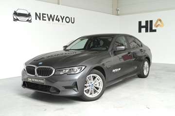 BMW 330e Berline