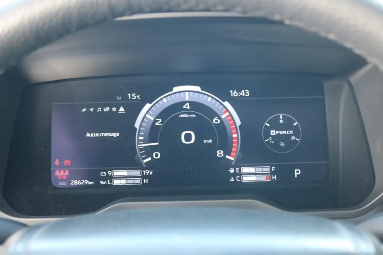 Toyota Tundra снимка Toyota Tundra