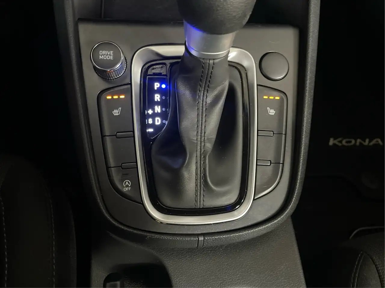 Hyundai KONA снимка Hyundai KONA