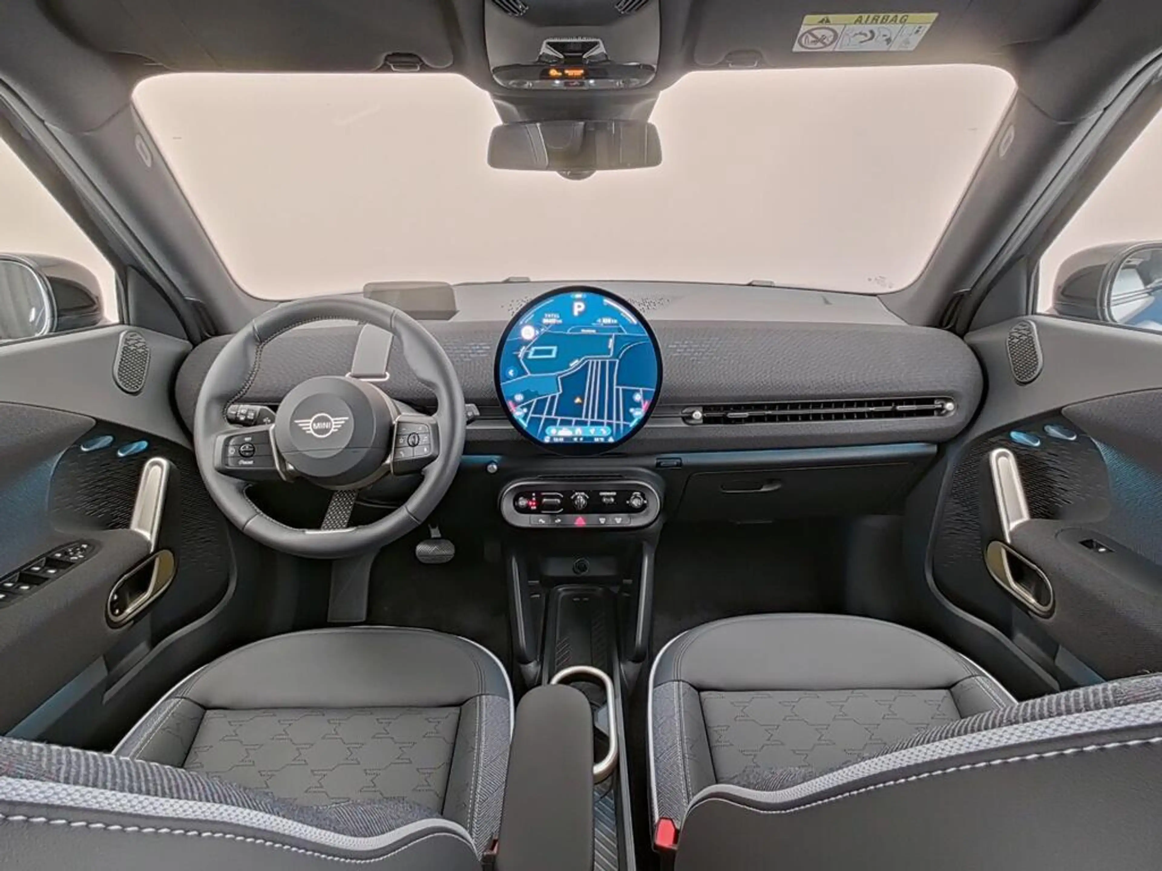 MINI Aceman SE Classic S 54.2 kWh — photo 5