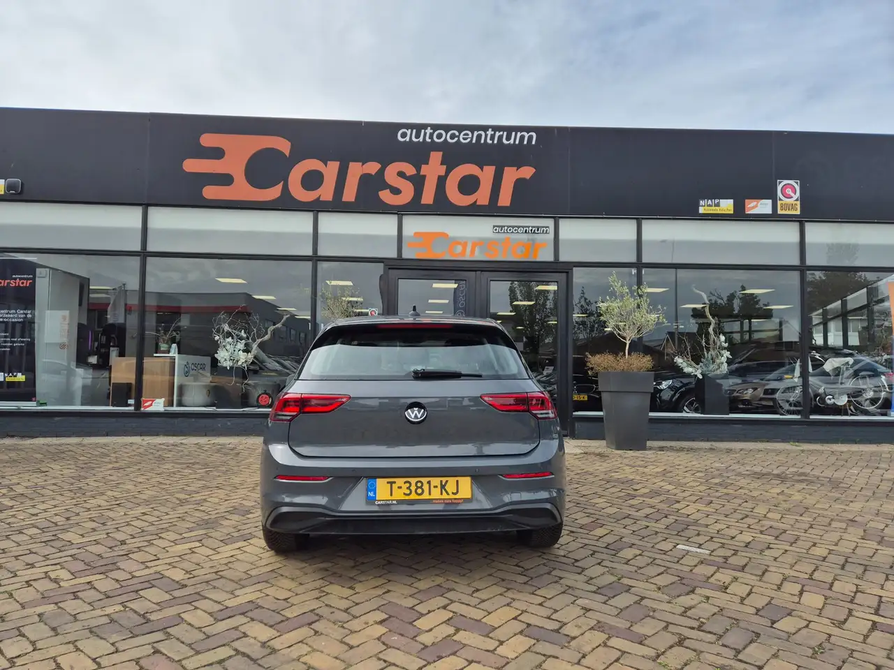 Volkswagen Golf 1.0 eTSI Life Car-Play Camera Cruise, миниатюра 6