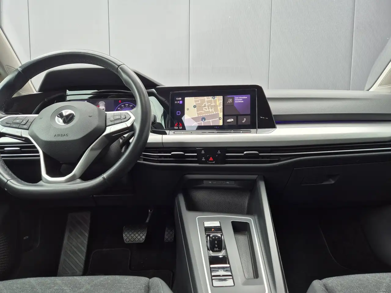 Volkswagen Golf 1.0 eTSI Life Car-Play Camera Cruise, миниатюра 18