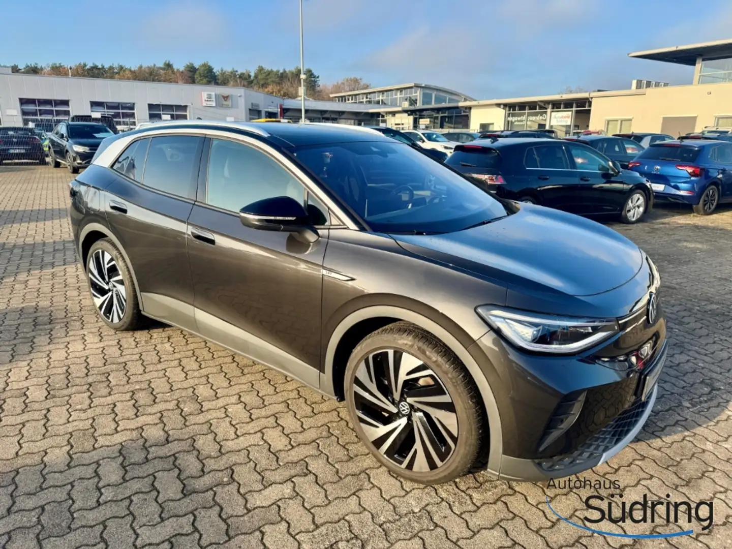 Volkswagen ID.4 Pro Performance 1st Max 77kWh AHK HUD Pano Grau - 2