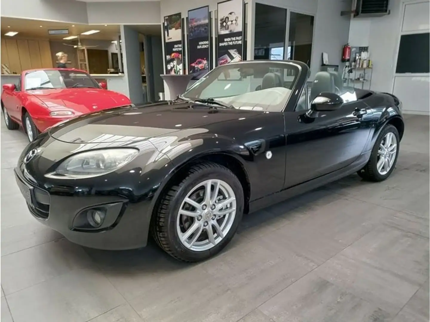 Mazda MX-5 16V Active (Soft Top) Siyah - 1