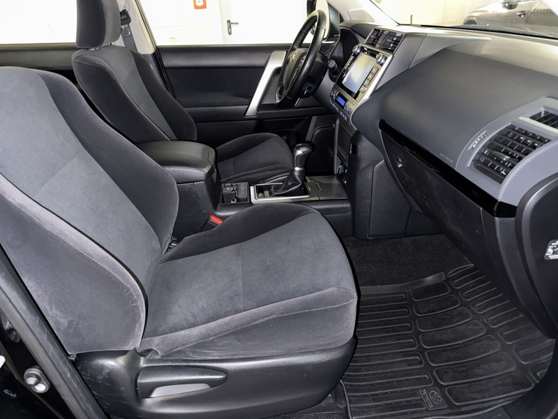 Toyota Land Cruiser 2.8 Comfort 3-Tg. Automatik,AHK,CarPlay,Kamera,DAB — photo 9