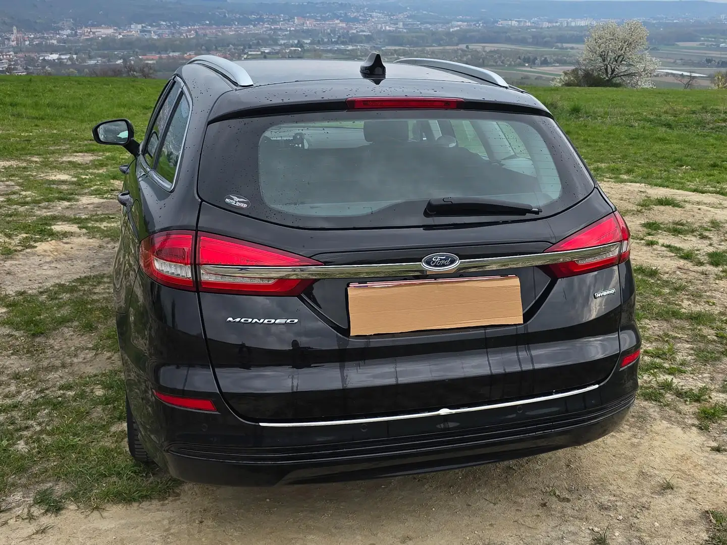 Ford Mondeo Mondeo Traveller Titanium 2,0 Hybrid Aut. Titanium Schwarz - 2