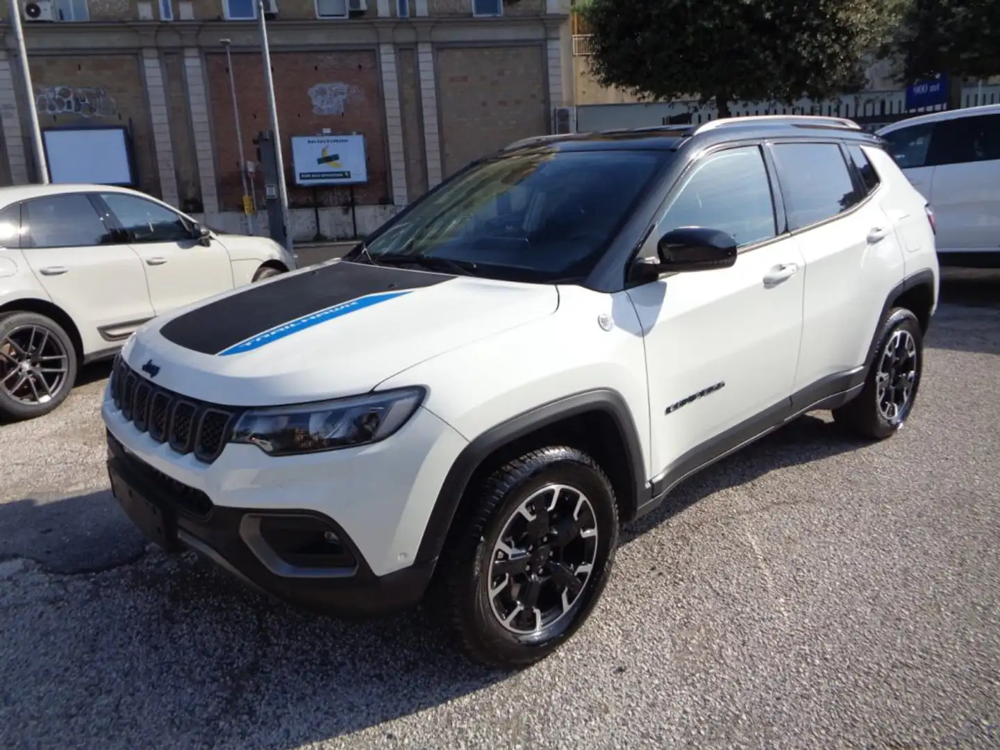 Jeep Compass 1300 PHEV TRAILHAWK AUTOM. 4XE CARPLAY NAV ITALIA Bianco - 2