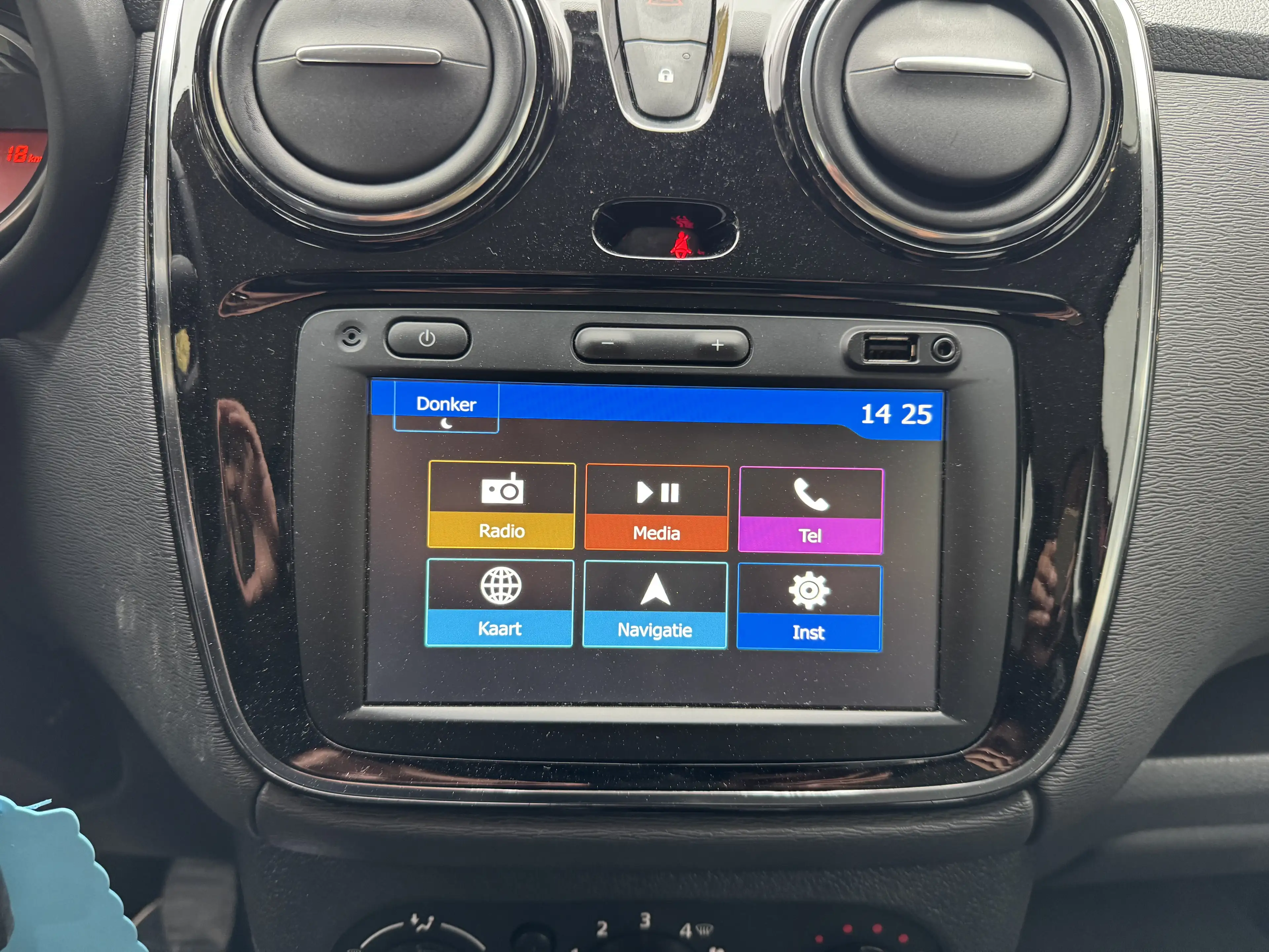 Dacia Lodgy Lodgy Blue dCi 115 Stepway Plus — photo 13