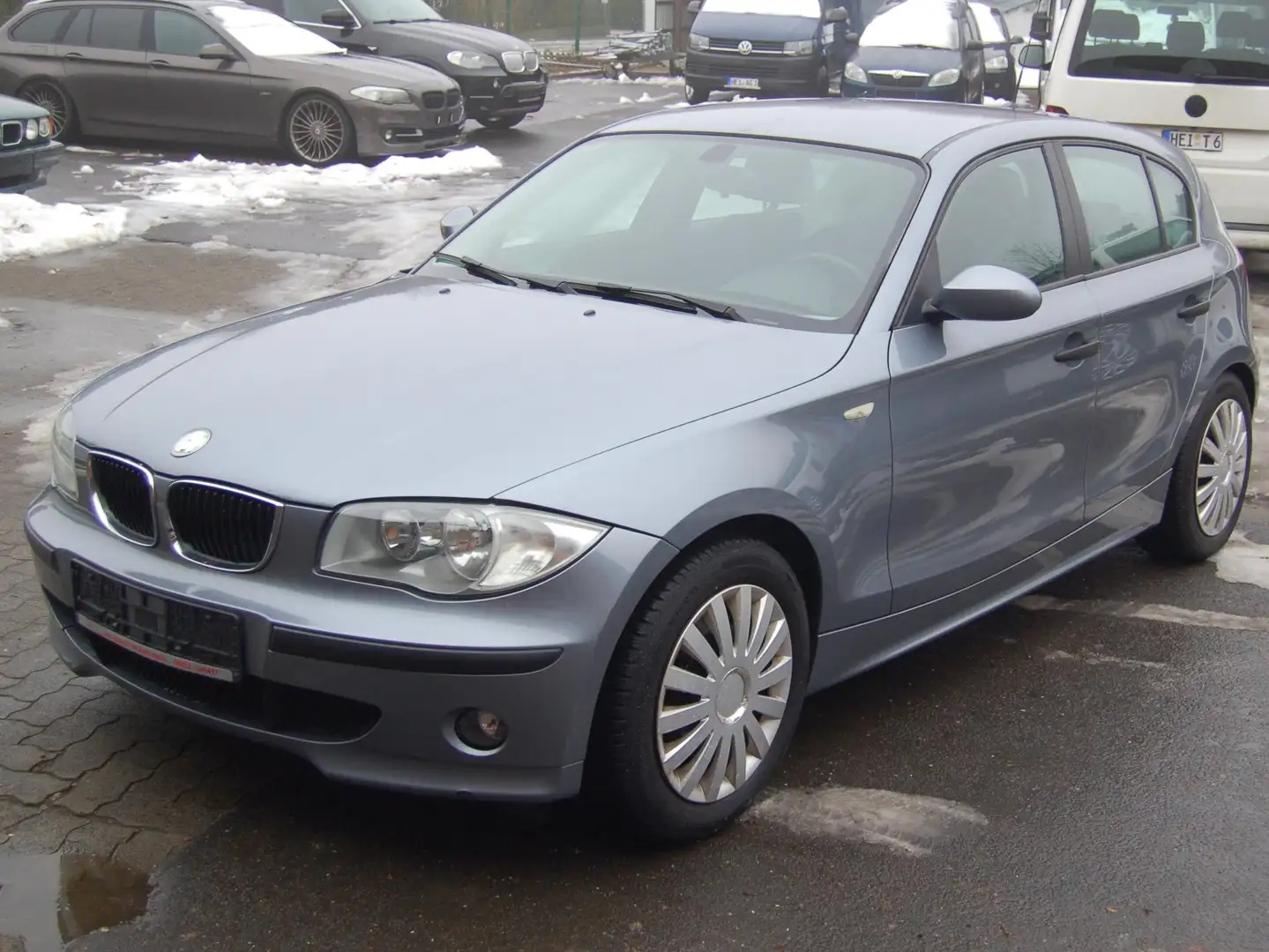 BMW 118 118i Automatik Grau - 1
