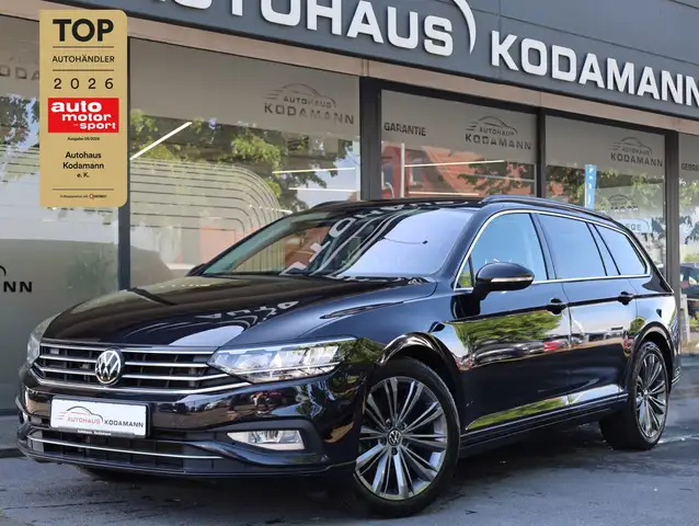 2023 Volkswagen Passat in Black for sale