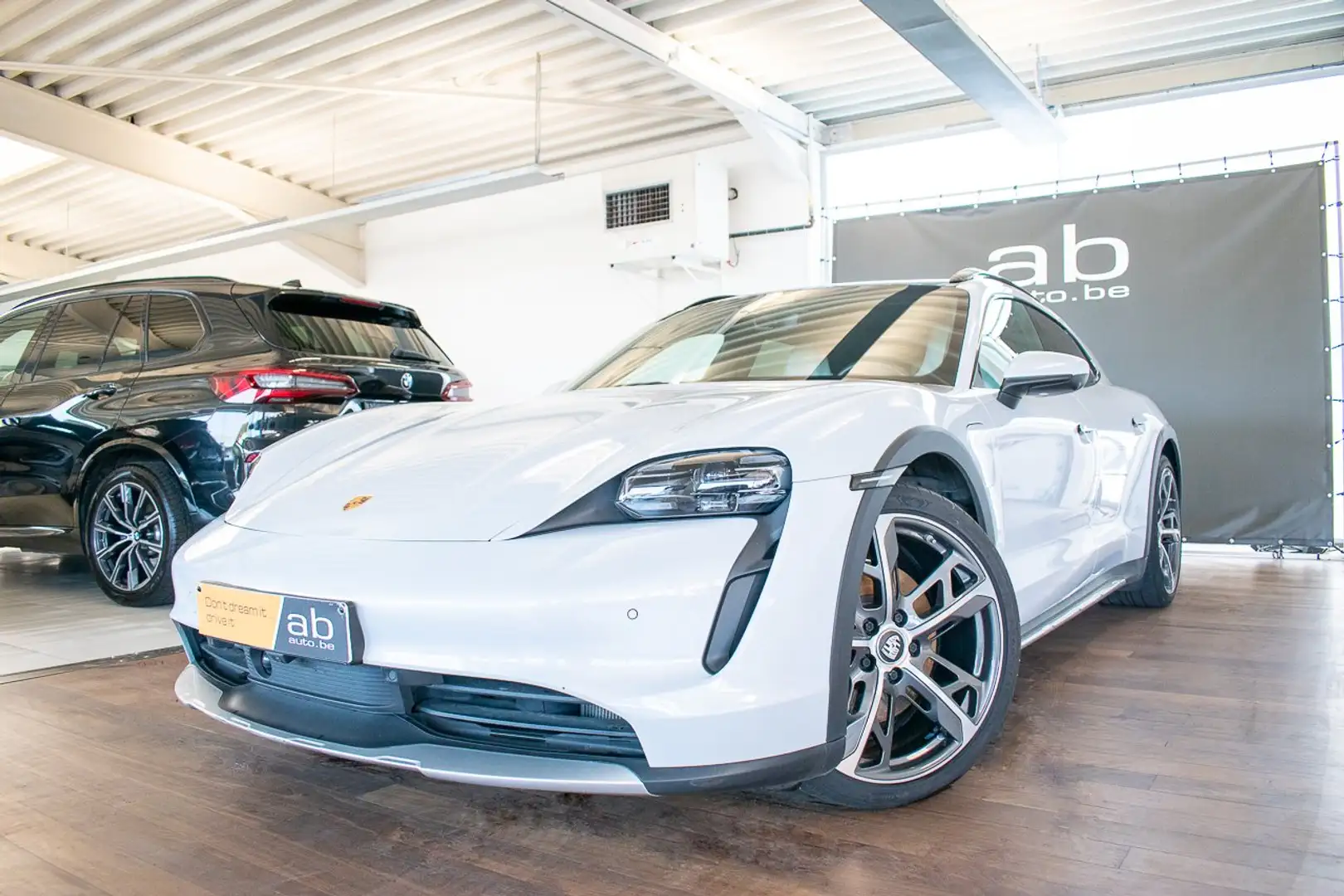 Porsche Taycan 4 CROSS TURISMO, LUCHTVER, BOSE, APPLE/ANDROID,LED Gris - 1