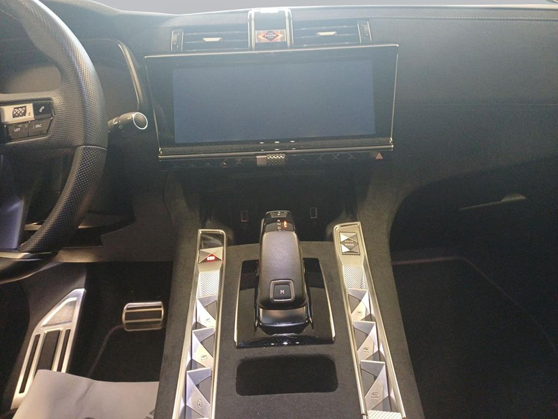 DS Automobiles DS 7 DS 7 PERFORMANCE LINE BlueHDi 130 — photo 13