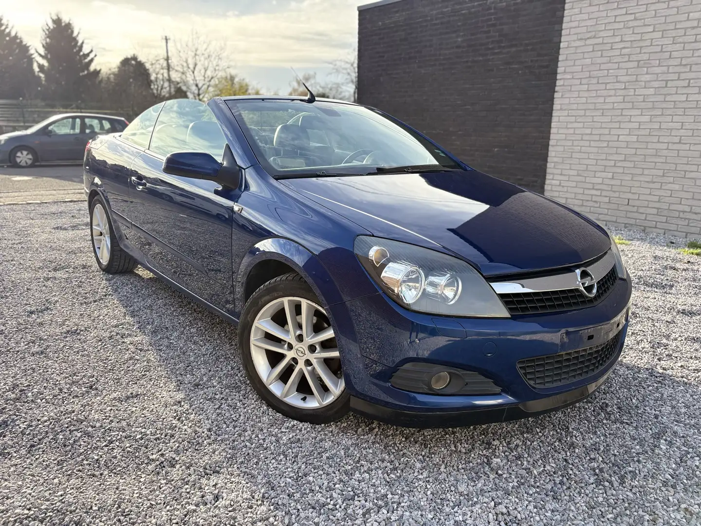Opel Astra TwinTop 1.6i 16v Cosmo Bleu - 1