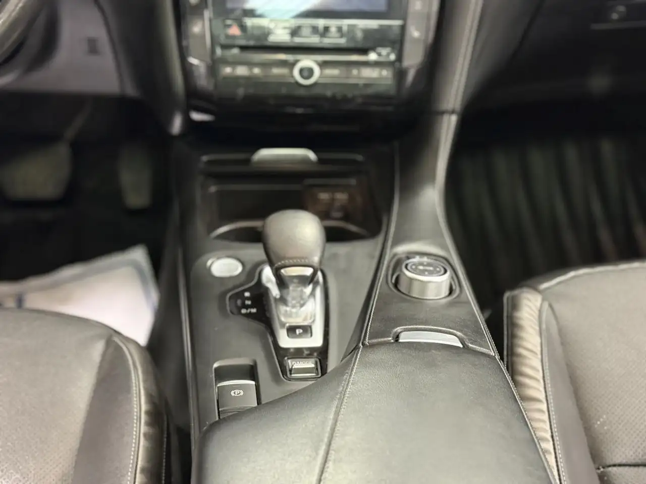 Infiniti QX50 снимка Infiniti QX50