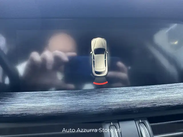 Alfa Romeo Stelvio view 14
