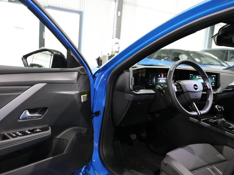 Opel Astra L 1.2 T ST GS-SPORT ULTIMATE / PANORAMA — photo 12
