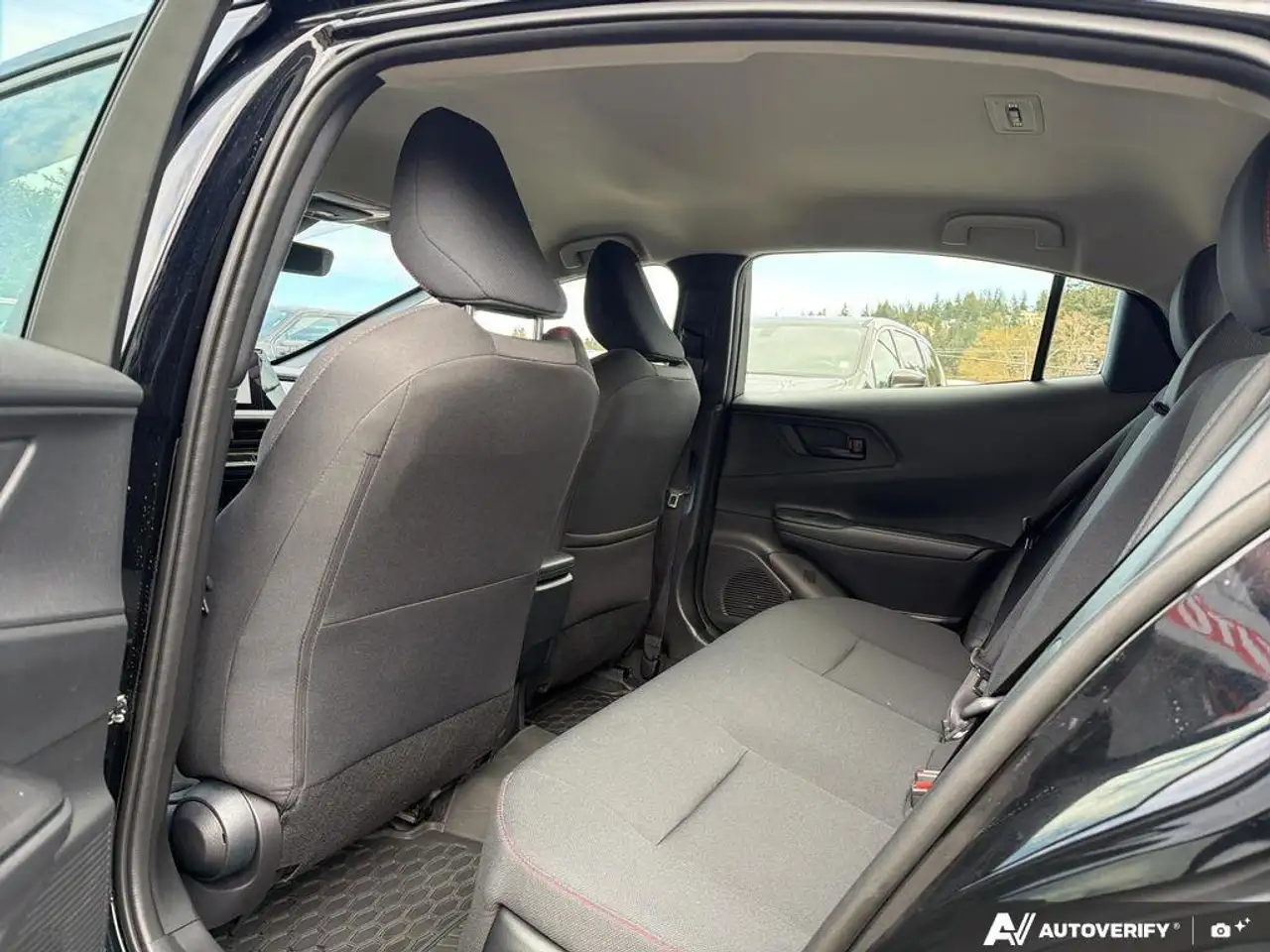 Toyota Prius снимка Toyota Prius