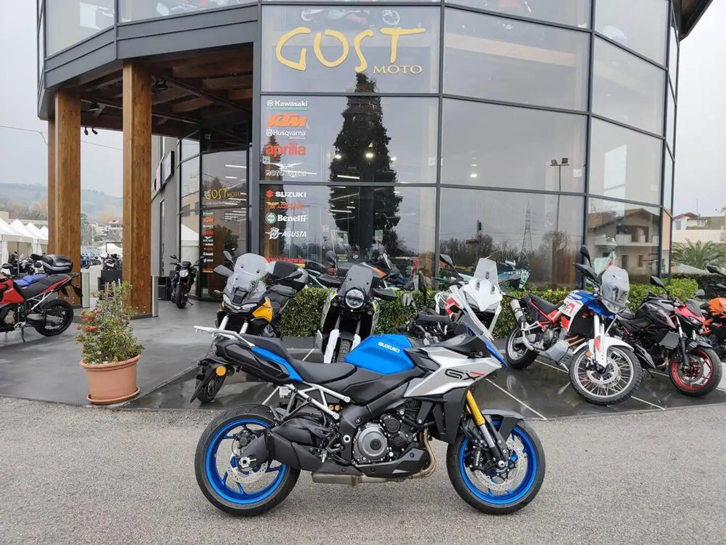 Suzuki GSX-S 1000 GX - 1