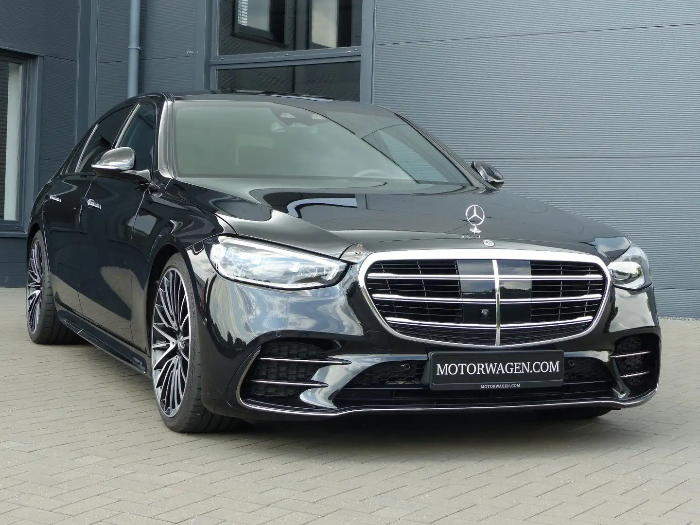Mercedes-Benz S 450 d 4Matic L AMG Schwarz - 1