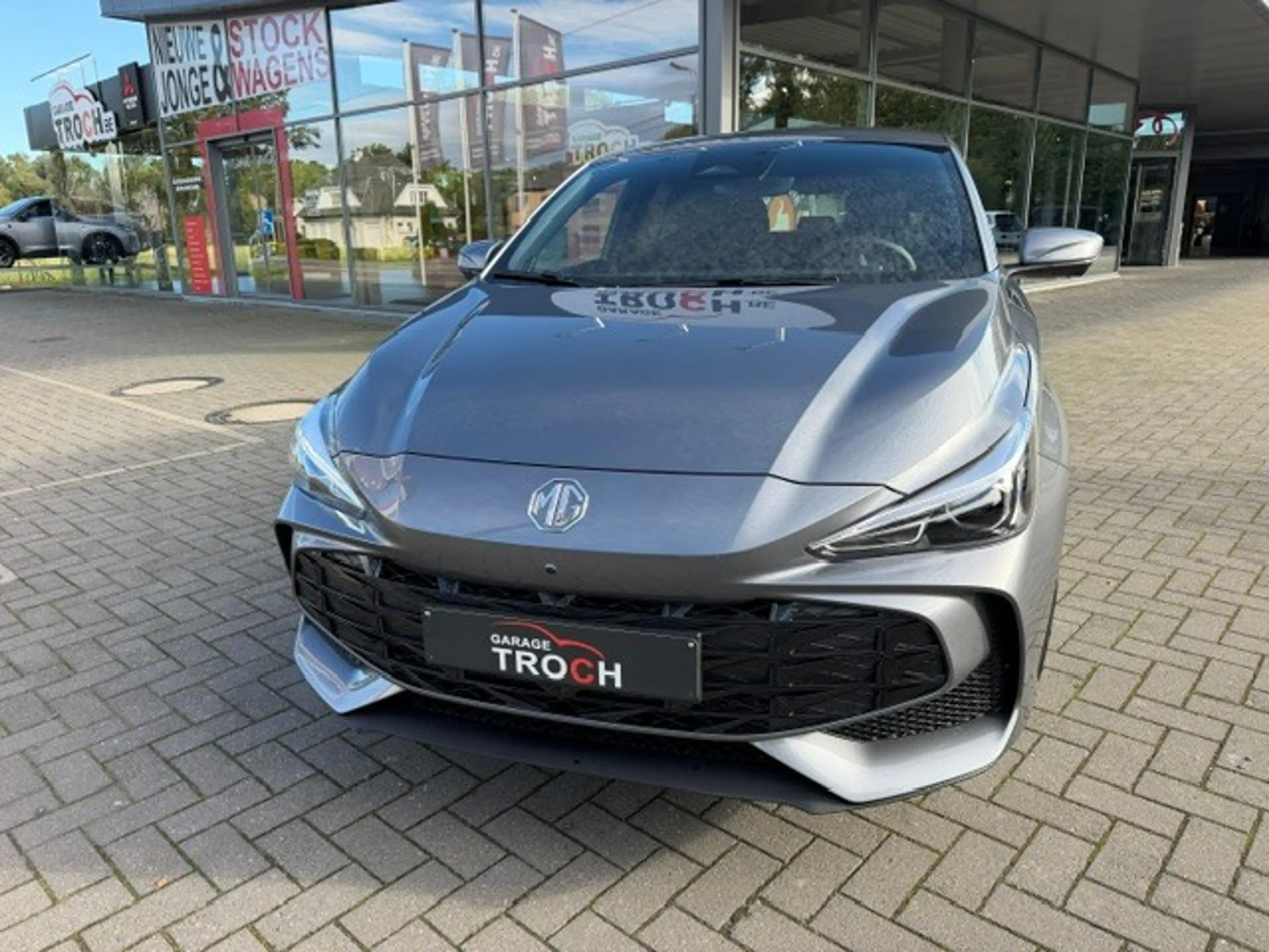 MG MG3 Luxury 195Pk 360°Camera & PDC/Verw. zetels & stuur/App connect/Keyless enz.. — photo 3