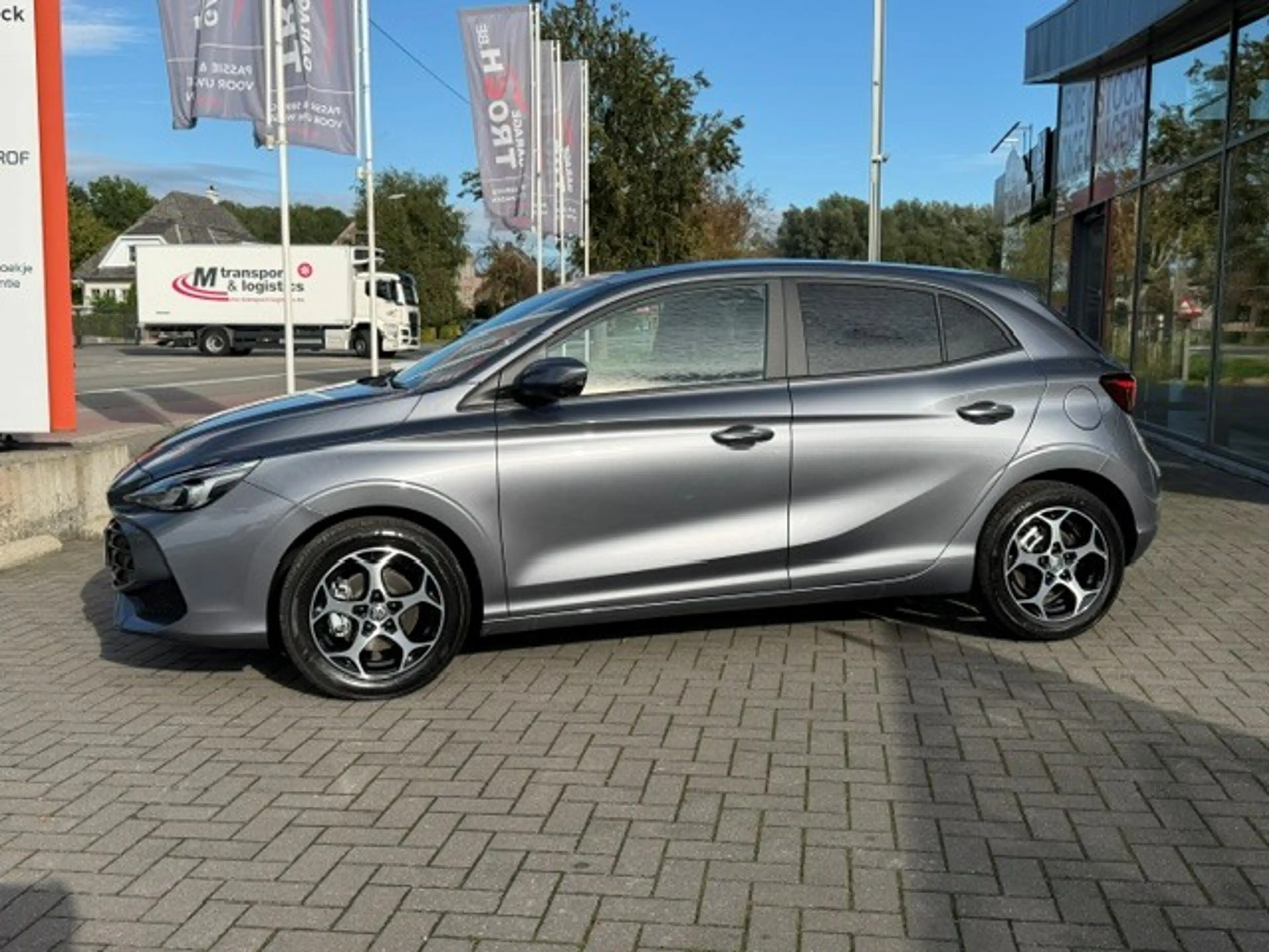 MG MG3 Luxury 195Pk 360°Camera & PDC/Verw. zetels & stuur/App connect/Keyless enz.. — photo 11