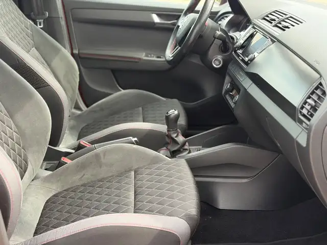 Skoda Fabia view 15