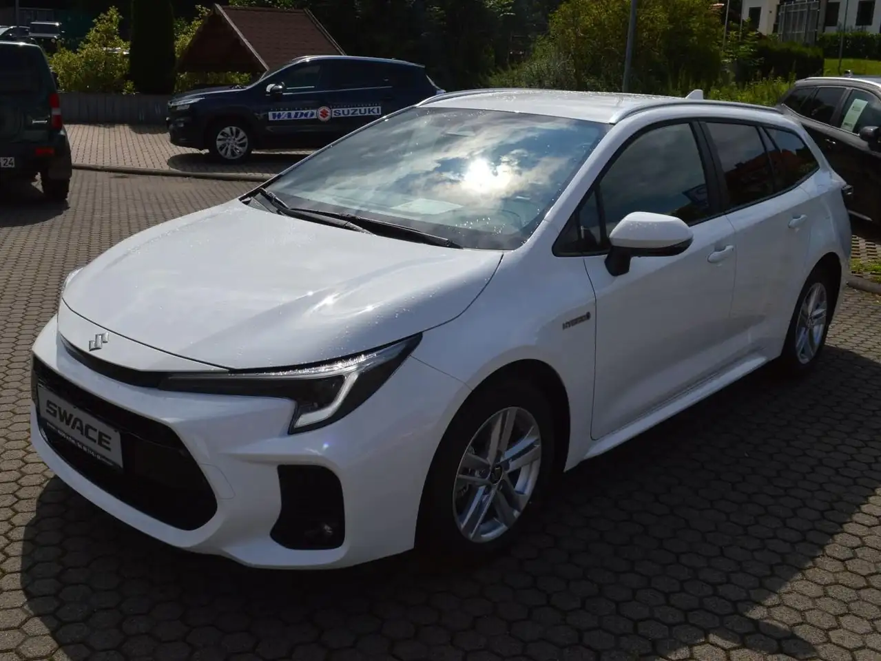 Suzuki Swace 1.8 Hybrid CVT Comfort+*NAVI*DAB*LED*WRÄ ALU* 2