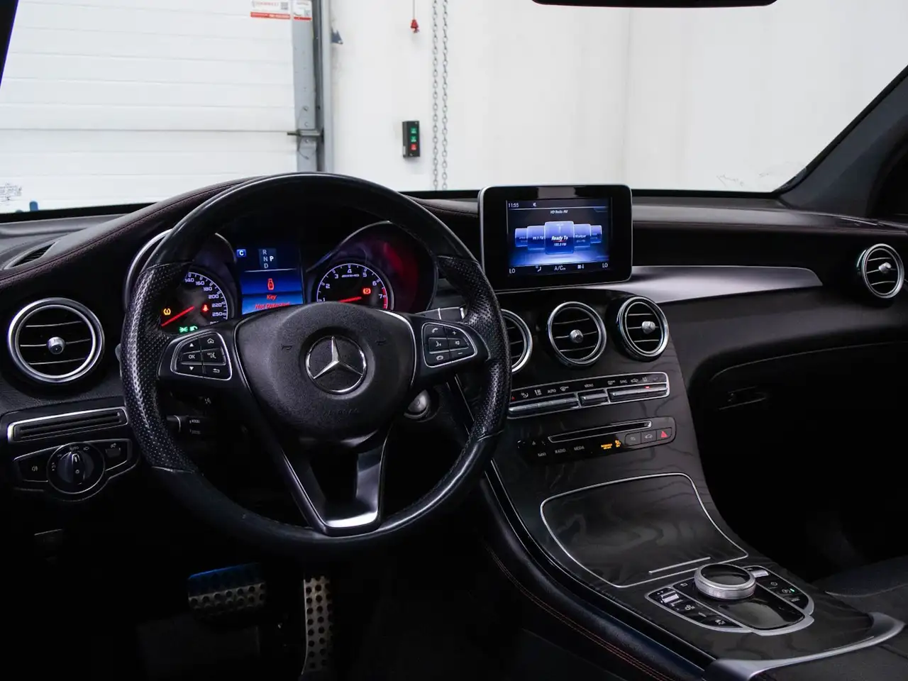 Mercedes-Benz GLC photo Mercedes-Benz GLC