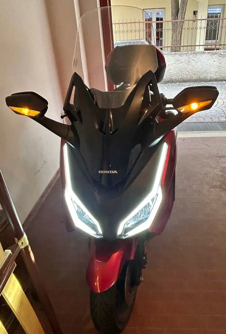 Honda Forza 350 Rouge - 2