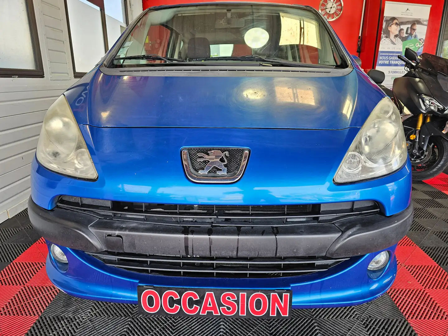 Peugeot 1007 hdi 227019KMS Blau - 2