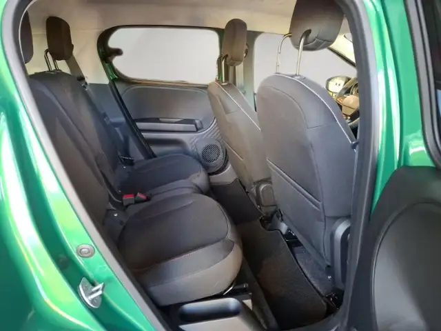 Renault Twingo view 13