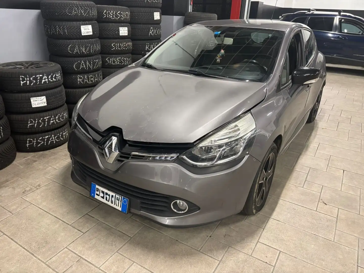 Renault Clio Clio 1.5 dCi 8V 75CV 5 porte Live Grigio - 1