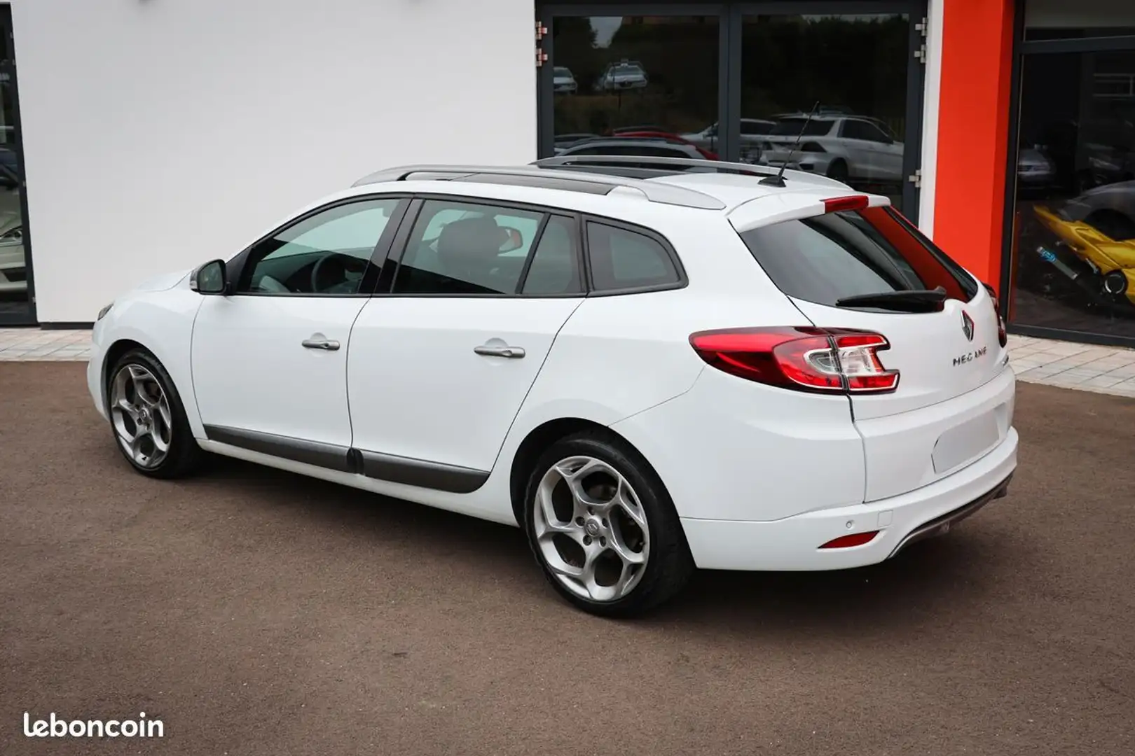 Renault Megane Mégane III GT Estate 2.0 TCe 16V 180ch Bianco - 2